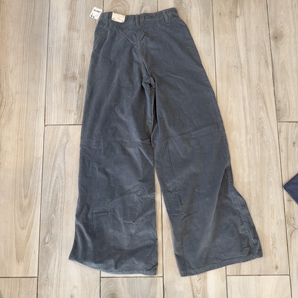 We The Free Women's Wide-Leg Corduroy Pants Light Grey High Rise Pockets Size 29 - Picture 5 of 6